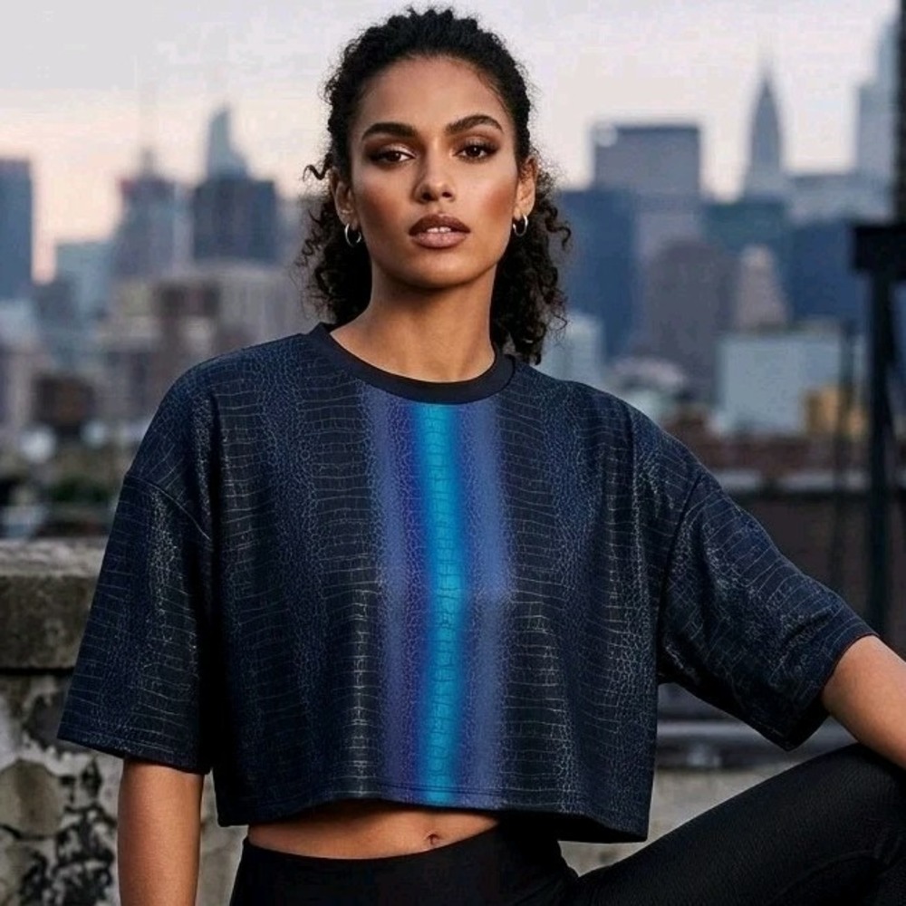 Ultracor Serpent Ambit Printed Crop Tee Black Blue Ombre Crocodile Luxury Sz XS